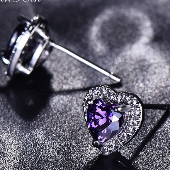 New black/purple,black/pink stud earrings - Picture 4 of 12